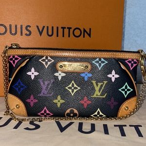 Best 25+ Deals for Louis Vuitton Milla | Poshmark